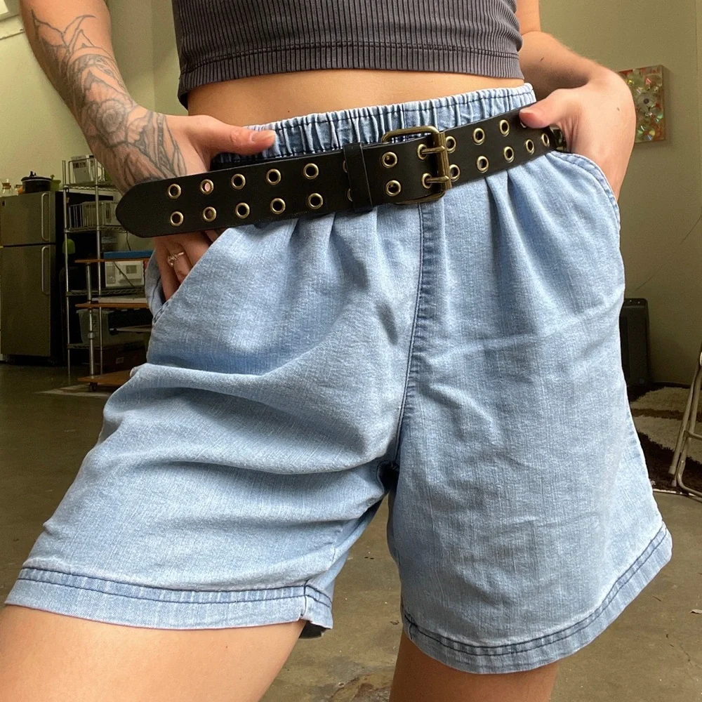 Retro High Waisted Jean Shorts - Picture 2 of 5